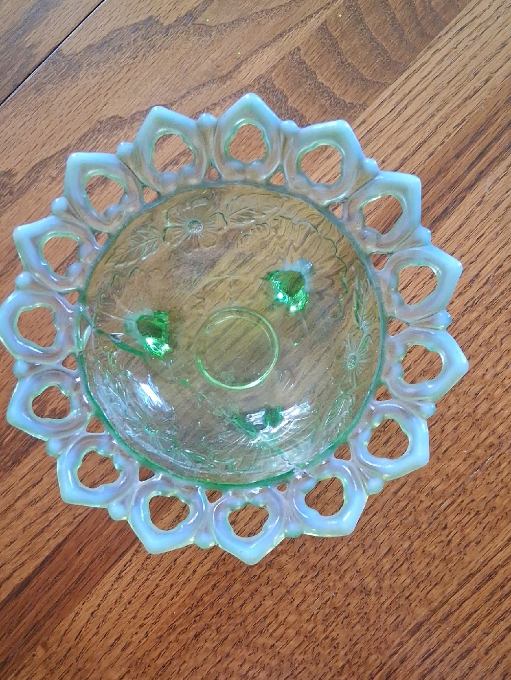 Green Glass Decorative Bowl with Lace Rim